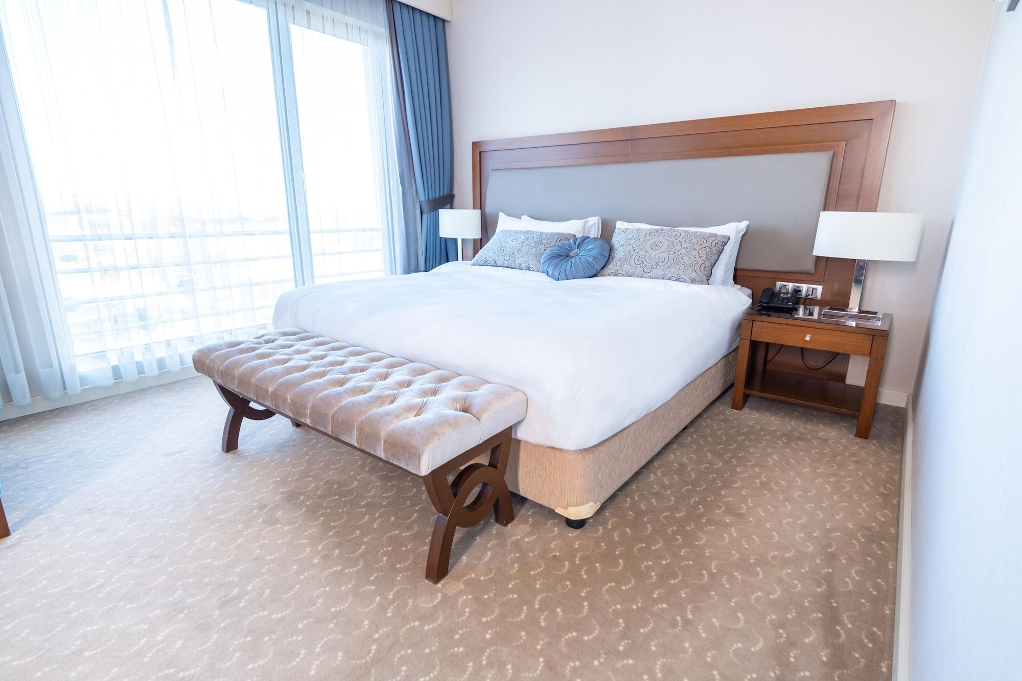 Miracle Istanbul Asia Airport Hotel & Spa Kültér fotó A bedroom