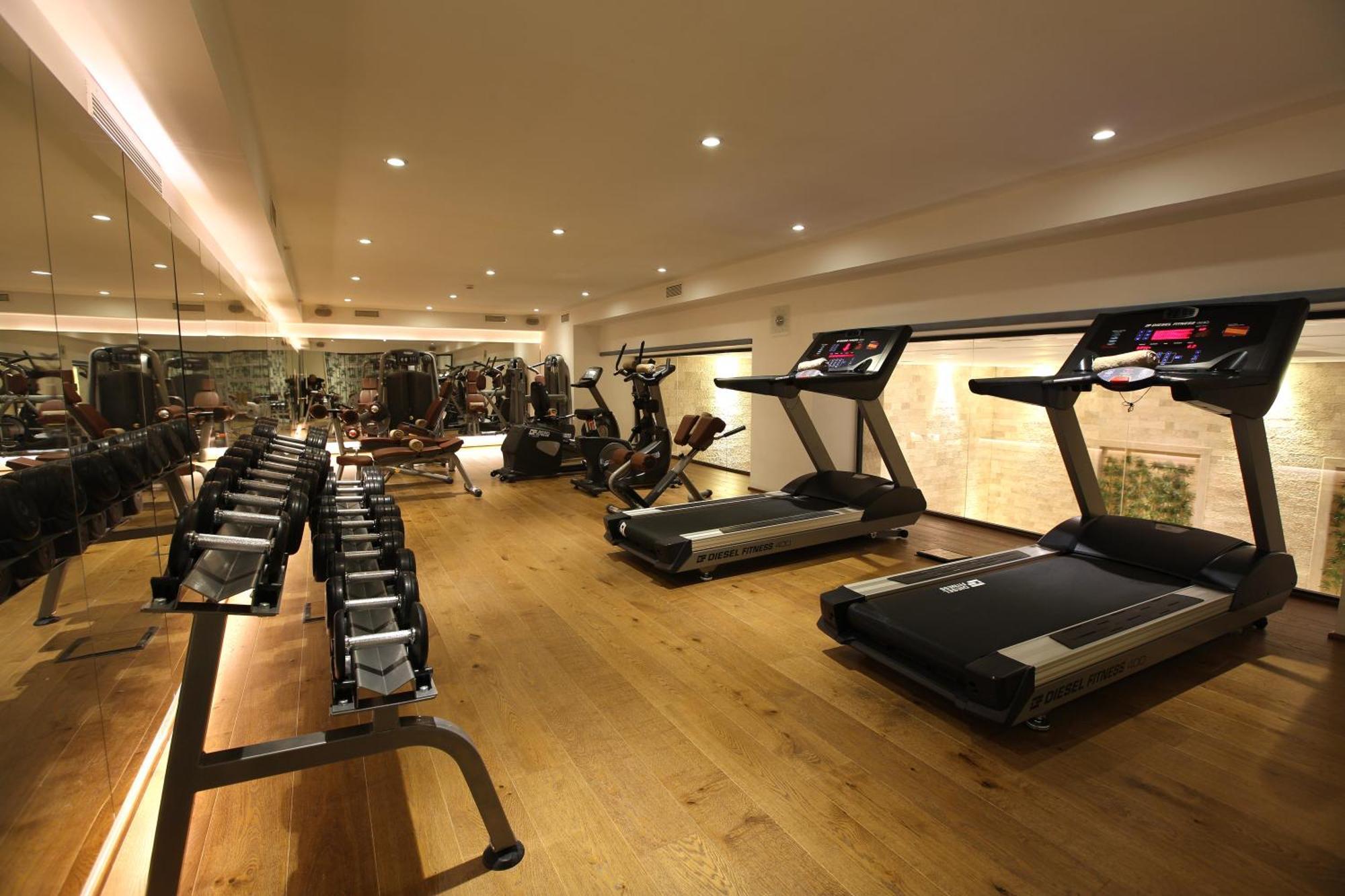 Miracle Istanbul Asia Airport Hotel & Spa Létesítmények fotó The gym at the hotel